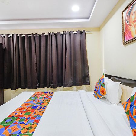 Fabhotel N Residency, Hitech City - 350M From Yashoda Hospital, Hitech City ハイデラバード エクステリア 写真