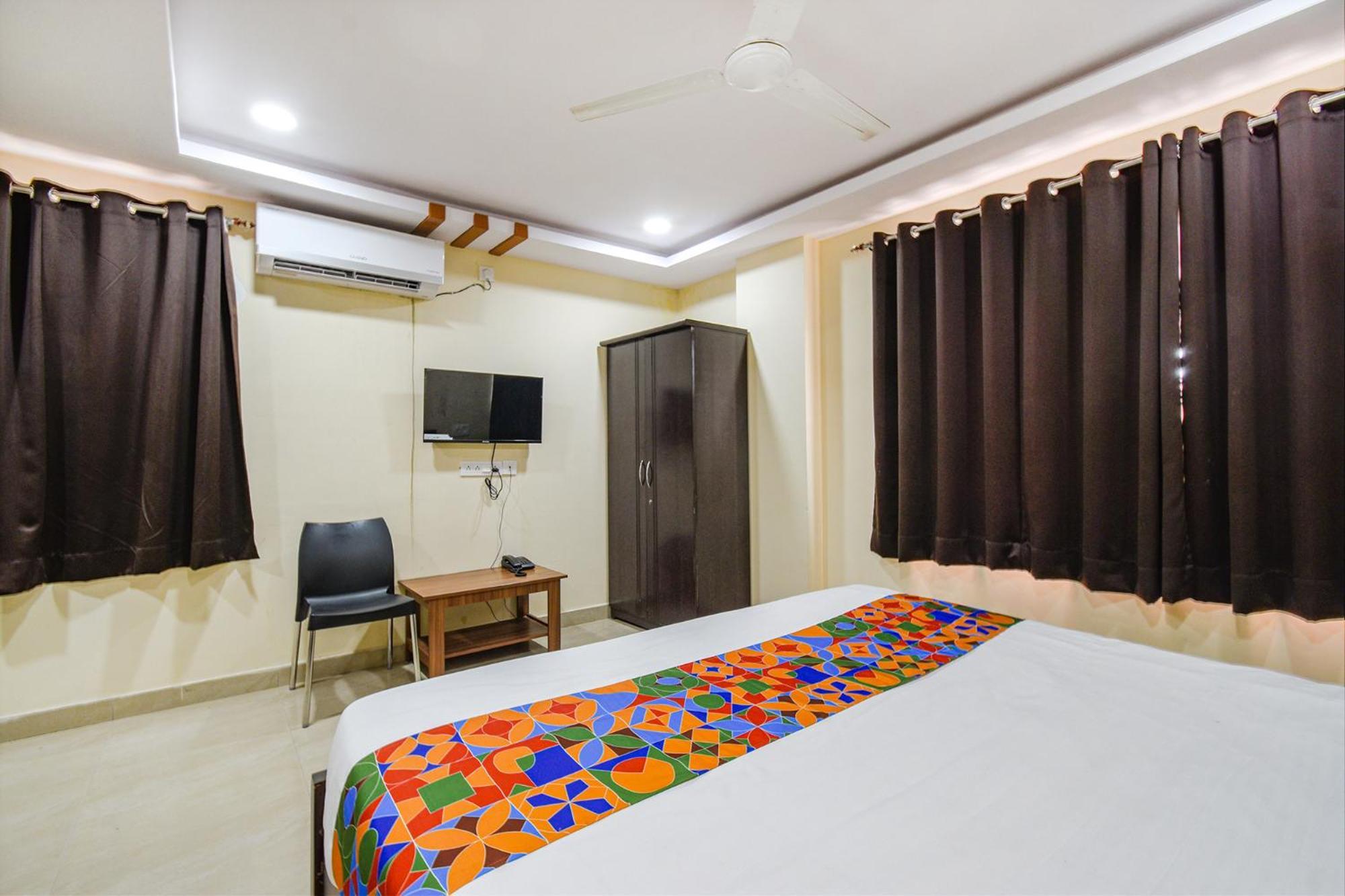 Fabhotel N Residency, Hitech City - 350M From Yashoda Hospital, Hitech City ハイデラバード エクステリア 写真