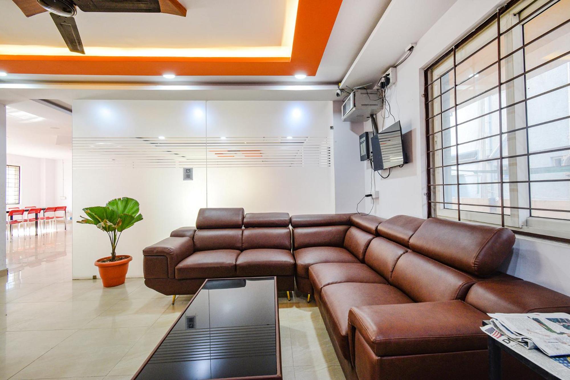 Fabhotel N Residency, Hitech City - 350M From Yashoda Hospital, Hitech City ハイデラバード エクステリア 写真